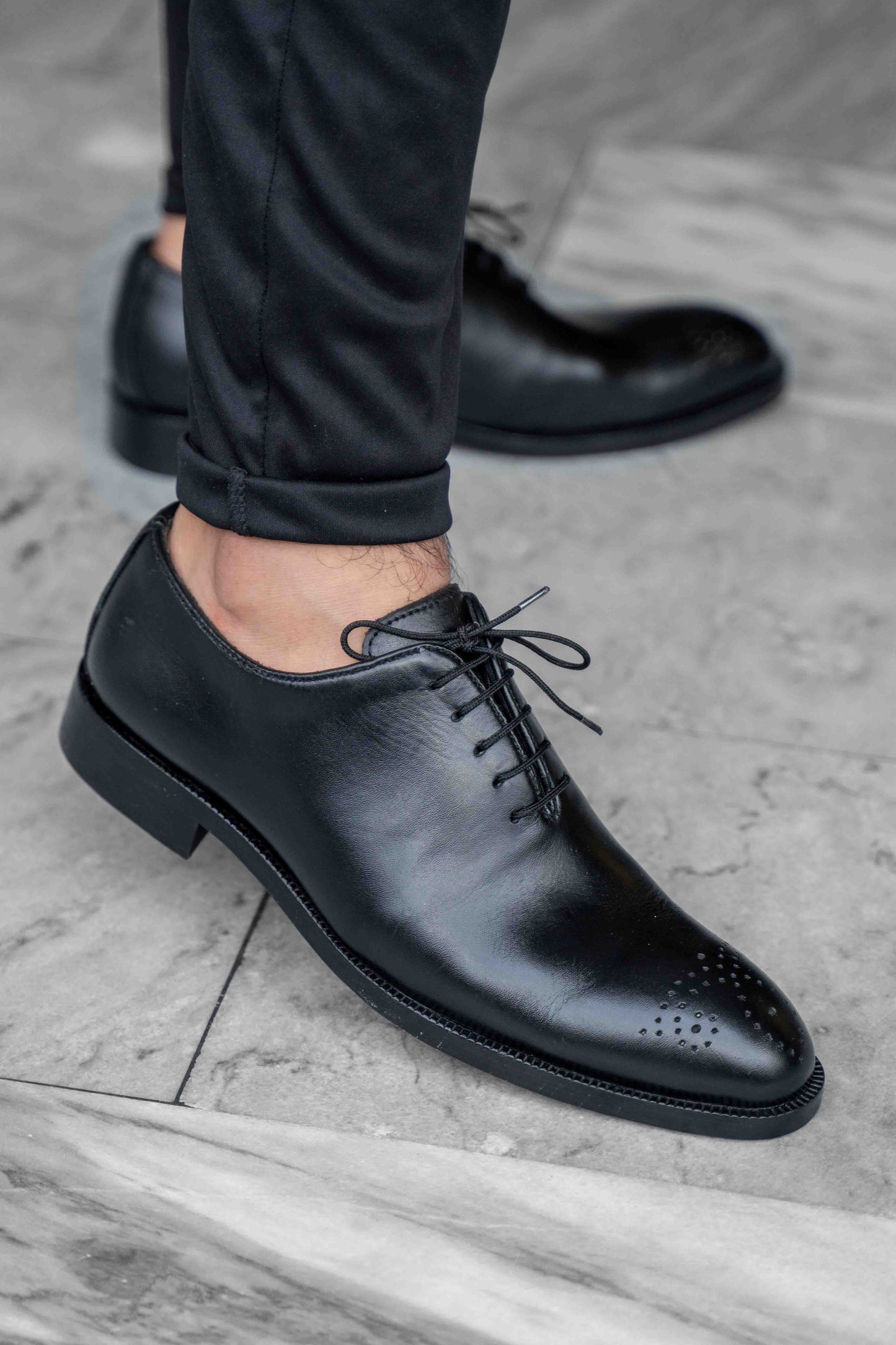 Premium Wholecut leather oxford Black